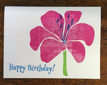Tarjeta de cumpleaños de tipografía de lirio rosa