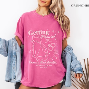 Camiseta de despedida de soltera "Getting Meowied" para amantes de los gatos, camiseta personalizada para la fiesta nupcial, regalo para damas de honor, camiseta divertida para el viaje a Miami y el equipo de la boda. imagen 14