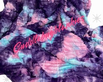 Minky LUXE Purple Tie Dye Plush Throw/ Couch/Blanket/adult baby toddler child teen/embossed/gifts/purple/pink/Home Decor