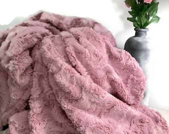Personalized Luxe Cuddle Minky Throw Blanket, Woodrose Faux Fur