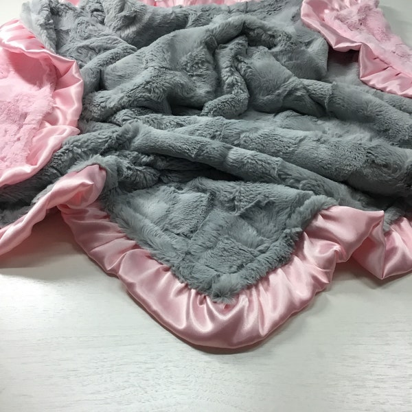 Minky/blanket/Personalize/ Throw/Adult/Teen/Toddler/Child/Baby/Luxe cuddle/pink/grey/double sided luxe cuddle/shower/gift