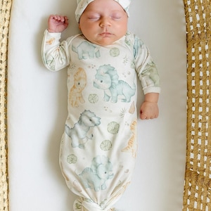 Dinosaur Bamboo Baby Gown & Hat Set: Newborn Coming Home Outfit