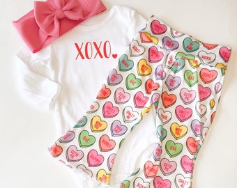 Valentines Day Baby Bells Set, Conversation Hearts Baby Girl Bell Bottoms and Bow Outfit, Baby Bummies Bow and Bodysuit, 1st Valentines Day