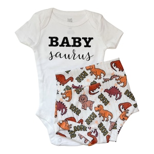 Dinosaur Baby Bummies Set, Baby Saurus Baby Bummies and Bodysuit, Dino Newborn Baby Boy Outfit
