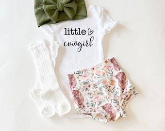 Little Cowgirl Highland Cow Baby Bummies Set, Country Baby Girl Bummies and Bow, Newborn Baby Girl Outfit