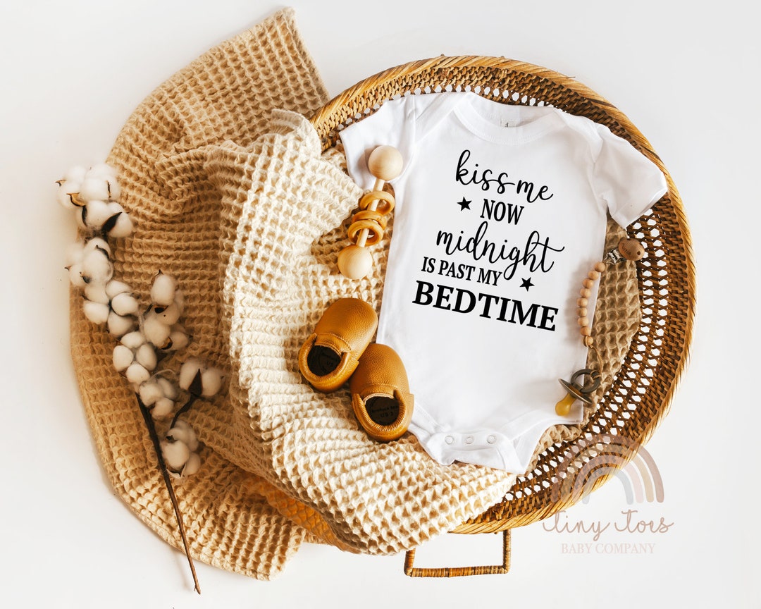 New Year Eve Baby Bodysuit Baby Girl or Baby Boy Outfit Kiss Etsy