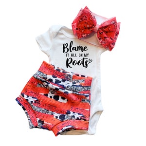 Western Brushstroke Baby Bummies and Bodysuit Set, Cow Print Baby Girl Outfit. Blame It All On My Roots Country Music Shorts And Bodysuit