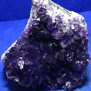 Uruguay Amethyst,Amethyst,Amethyst Geode,Amethyst Cluster,Natural Amethyst,Healing Stone,Reiki Stone,Crystal Altar,Purple Crystal,