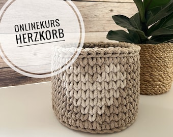 ONLINE COURSE "German" for a heart basket design by Häkeltraum_byChristina