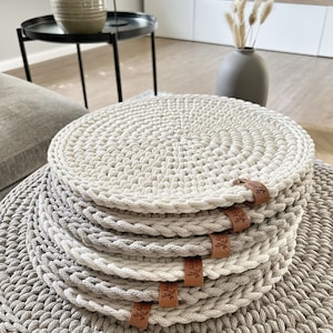 DIY SetDEUTSCHE Anleitung für ein Platzset Design von Haekeltraum_byChristina Bild 2