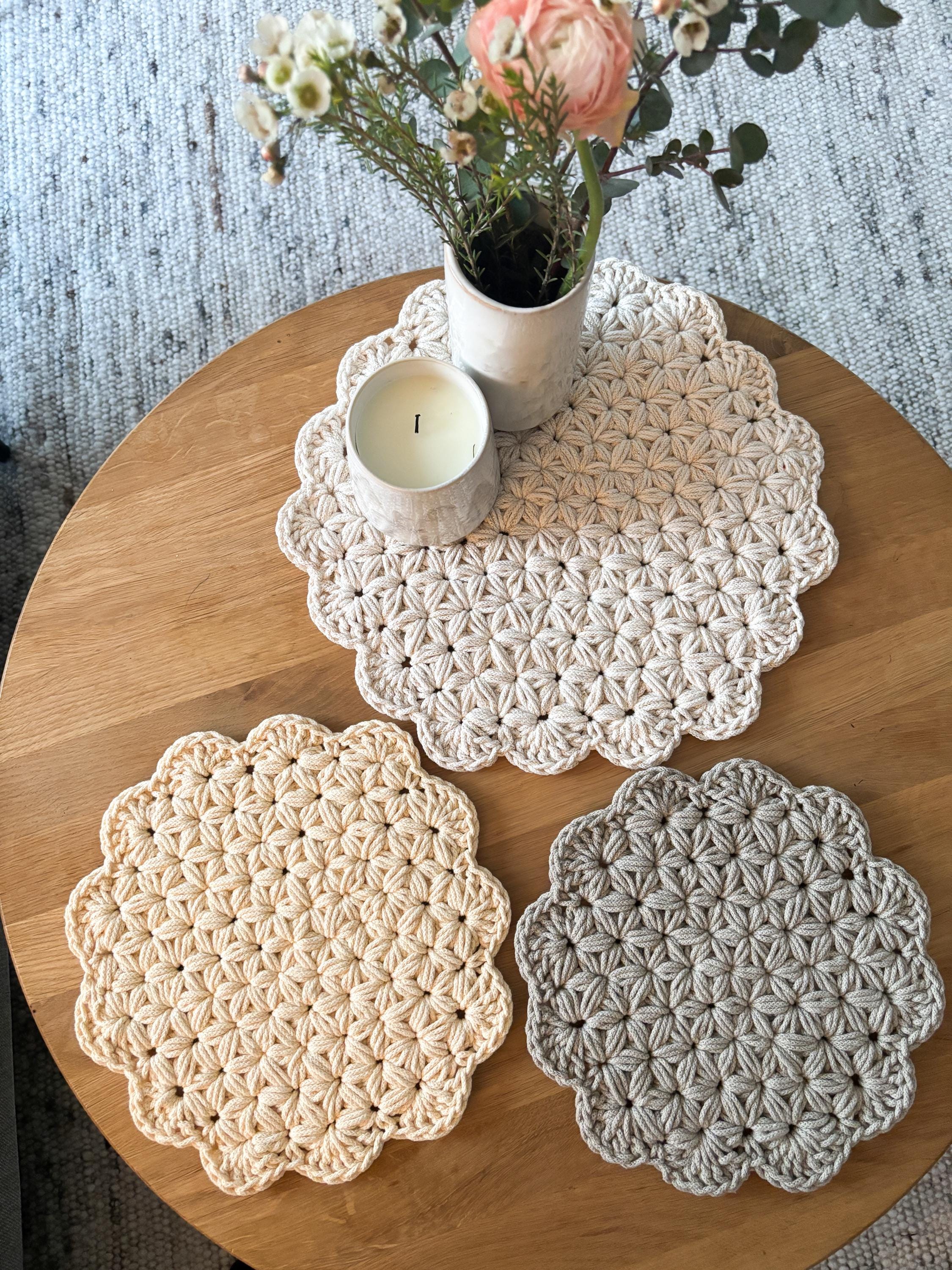 Nappes De Table En Dentelle Fleurie - Lot De 2 - 31x42 Cm - Blanc - Pour Mariage, Anniversaire, Dîner Élégant