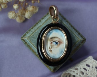 RESERVED FOR A. - Lover's eye pendant antique victorian onyx locket