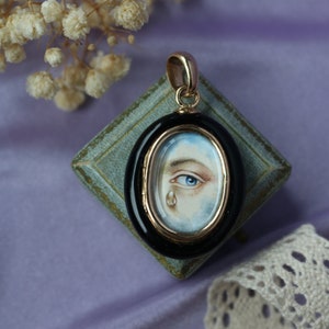 RESERVED FOR A. - Lover's eye pendant antique victorian onyx locket