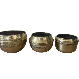 Anciens trio de  cache-pots en laiton Art déco