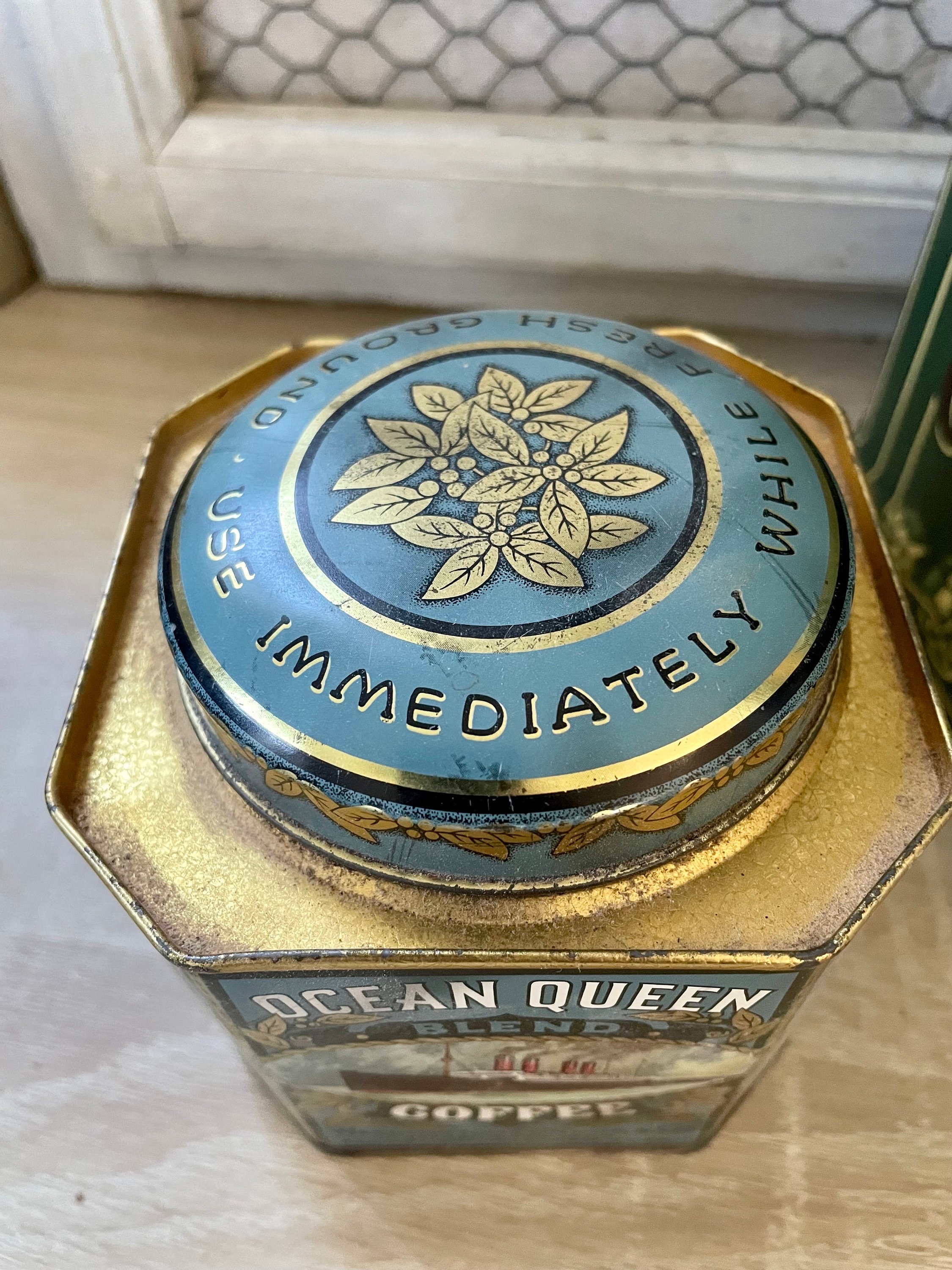 Two Tin Boxes Decorated With Vintage Boats - Etsy Finland