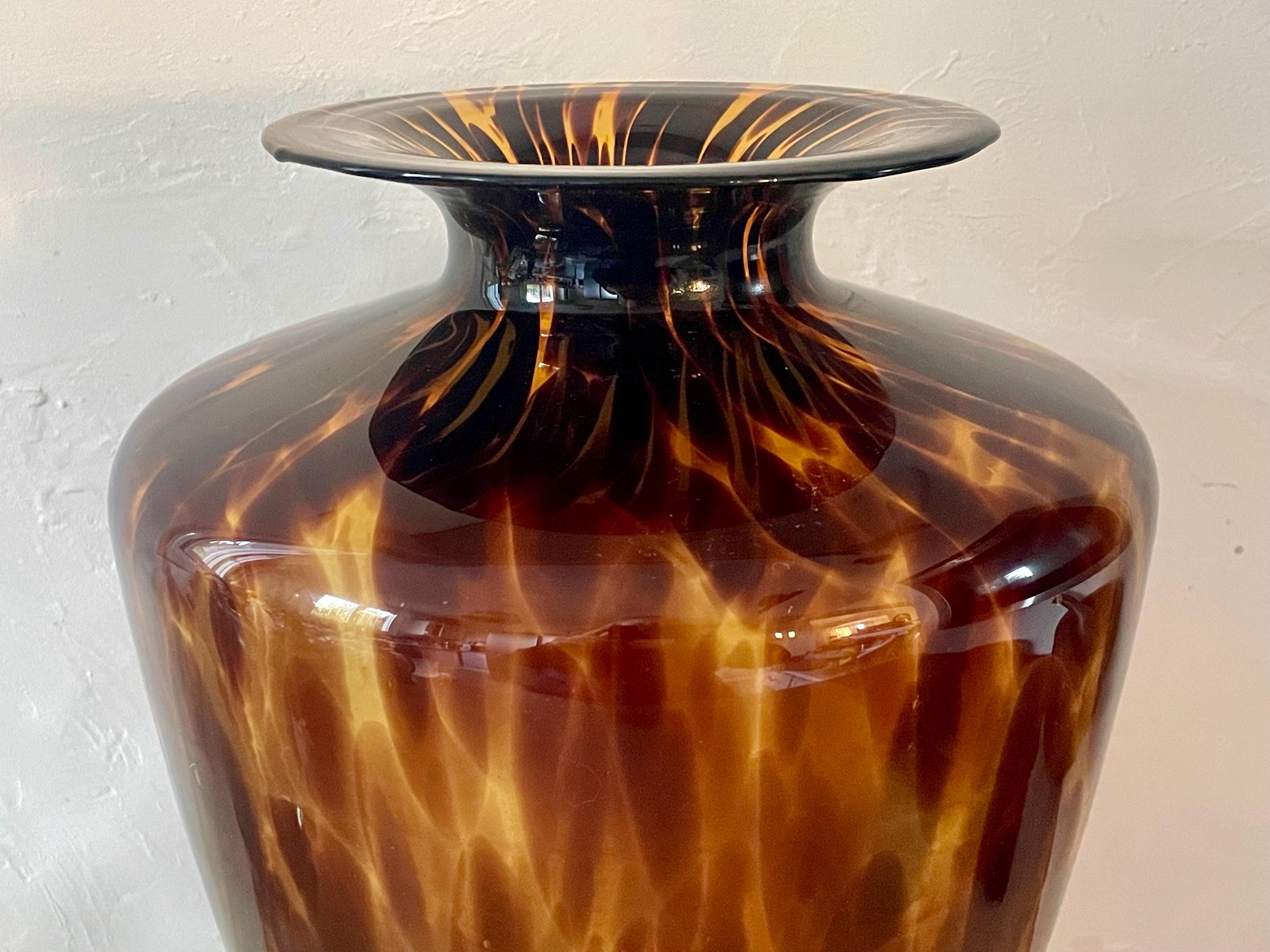 吹きガラス製の大型ヴィンテージムラーノタイガーアイ花瓶、14.55
