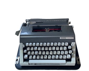 Vintage JAPY Reporter Typewriter