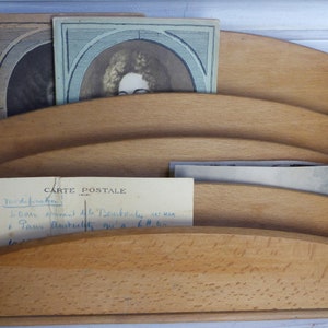 ANCIEN RANGE-COURRIERS/PORTE-LETTRES 4 compartiments en Bois et laiton
