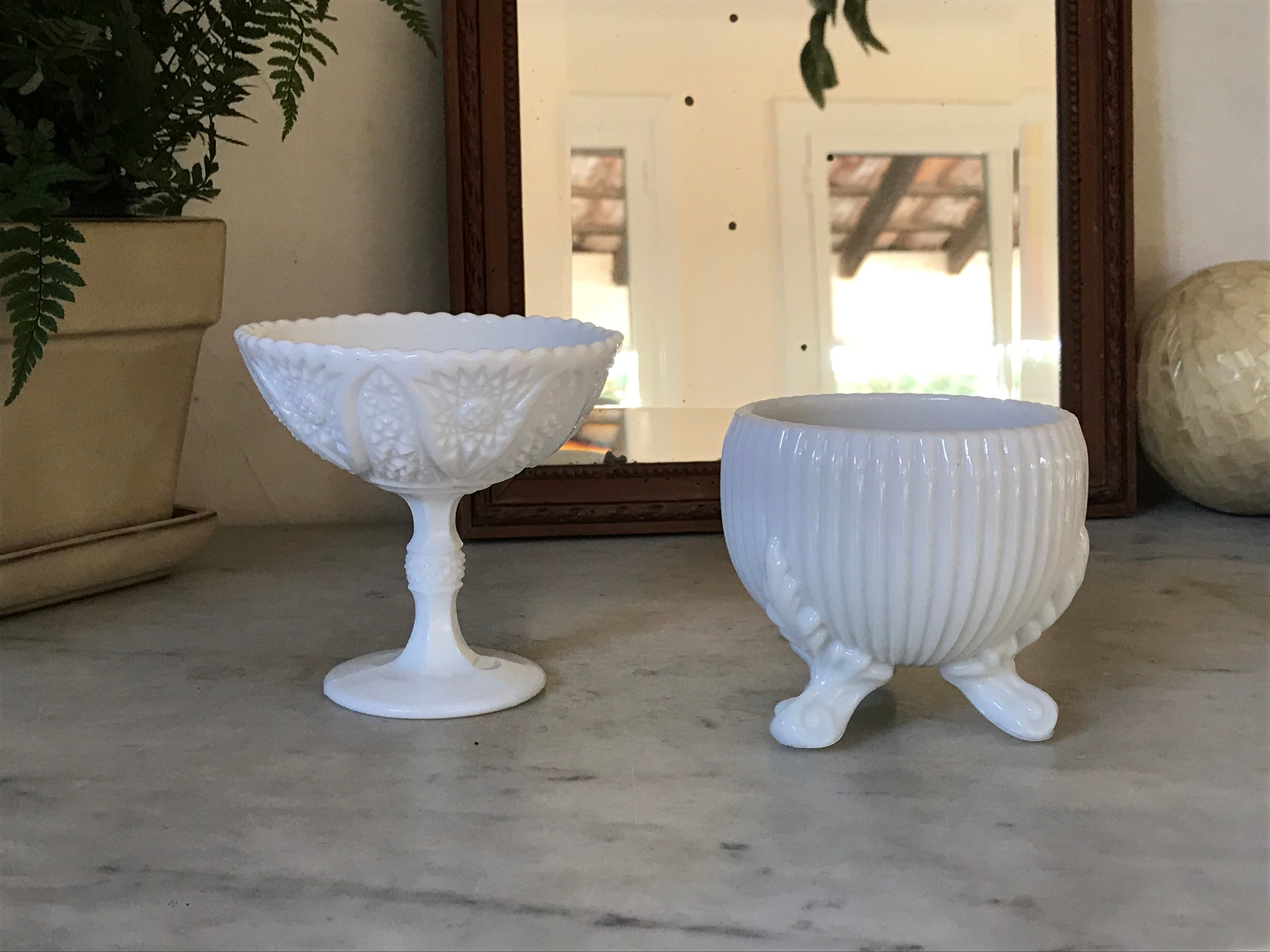 ancienne Coupes En opaline