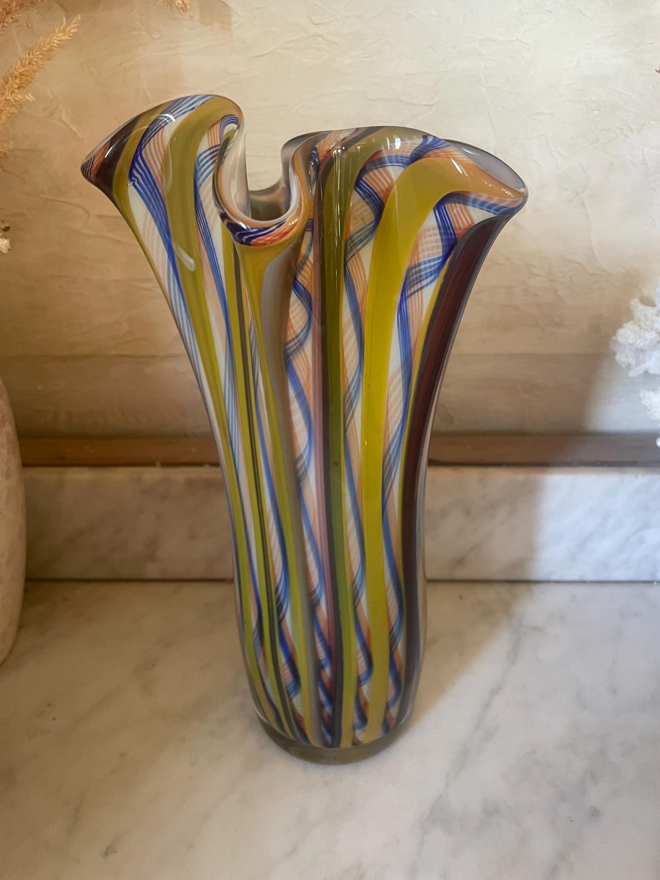 ストライプ模様のヴィンテージ ムラーノ 吹きガラス花瓶 - Etsy 日本