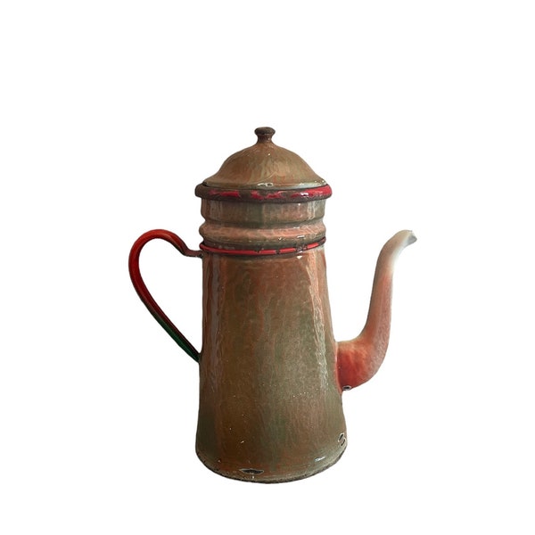 Ancienne cafetière en tôle émaillée