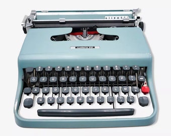 Machine à écrire Olivetti Lettera 22  vintage