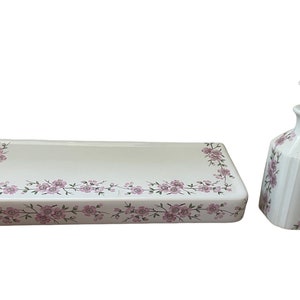 Ancienne étagère et flacon fleuris en porcelaine de Paris