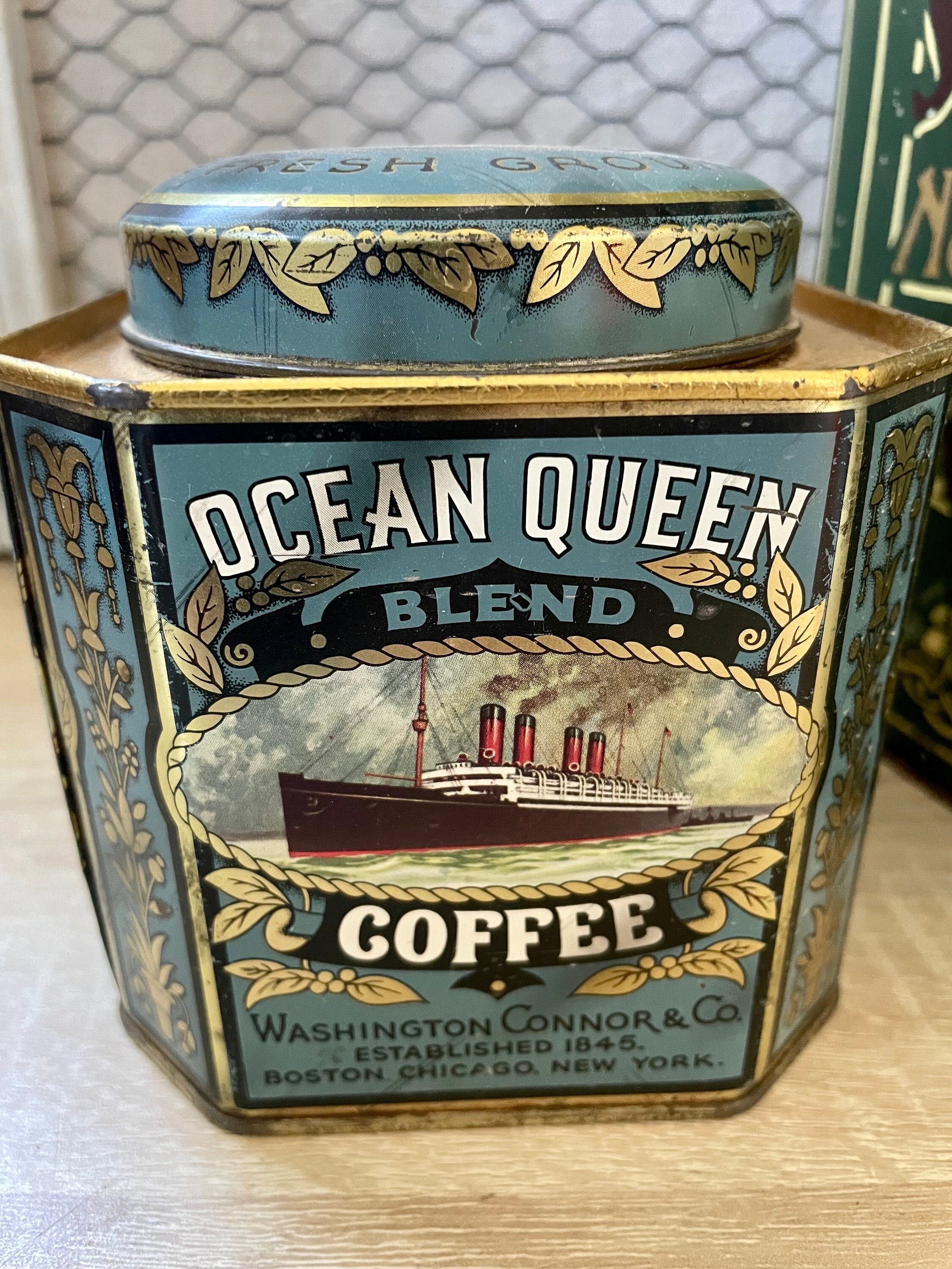 Two Tin Boxes Decorated With Vintage Boats - Etsy Finland
