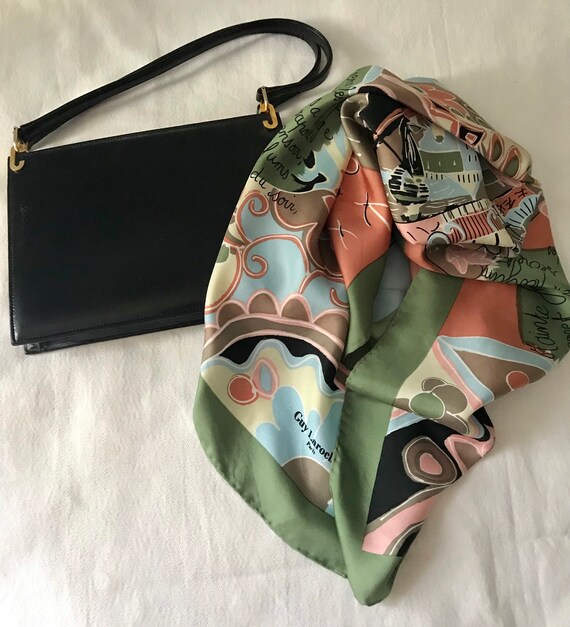 Foulard de soie Guy Laroche vintage