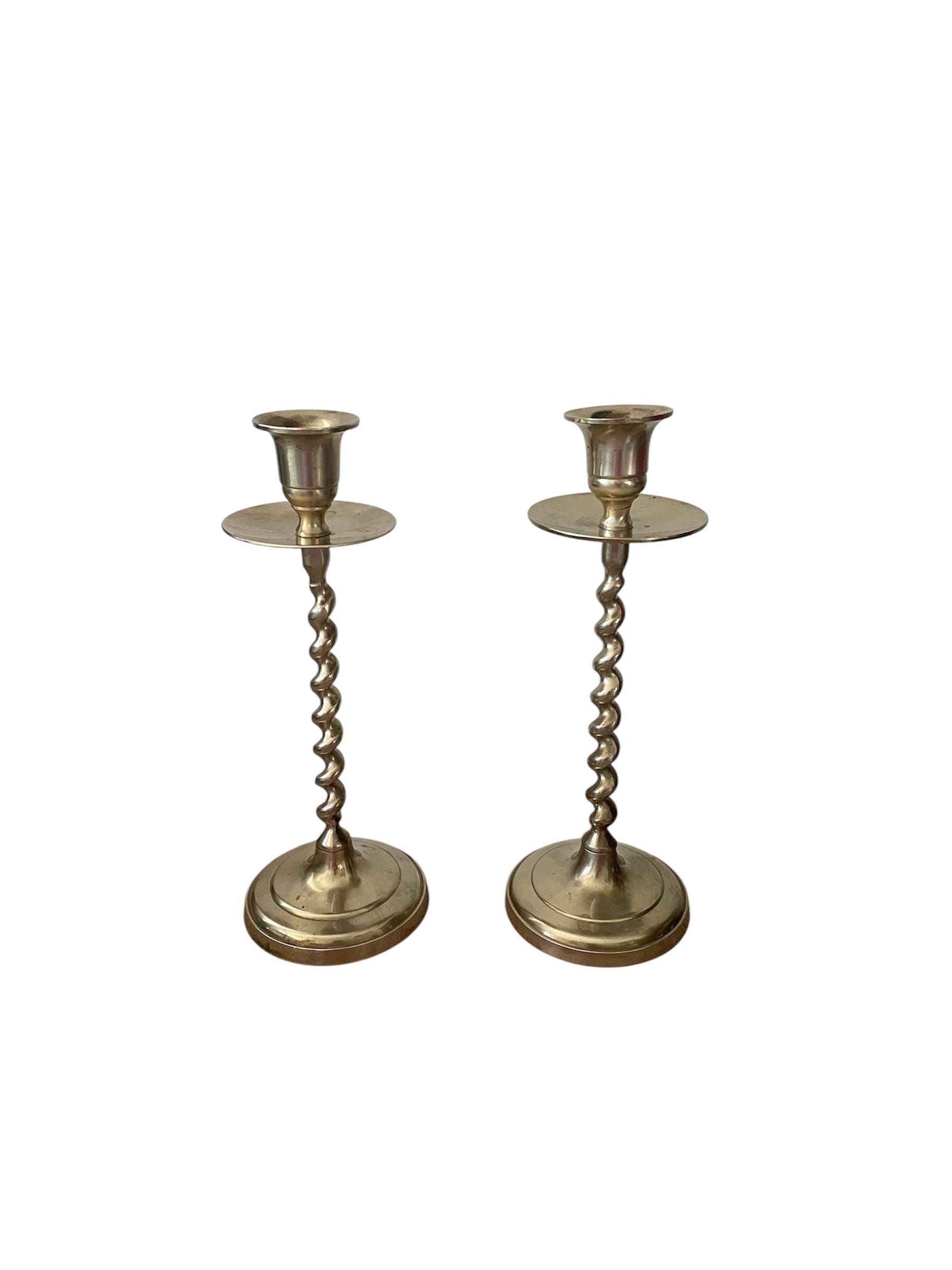 ヴィンテージ真鍮ツイストキャンドルホルダー 2個セット 8.65インチ