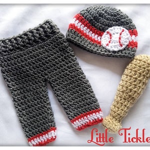 Baseball newborn outfit, Baseball baby shower, baseball photo props , Baseball newborn hat, pants and baseball bat. Photo shoot