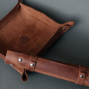 Handcrafted Leather Dice Tray - Custom Leather Roll-Tray - 3 Sizes | Personalized Father Day Gift, Mother Day Gift | Home & Office Accessory