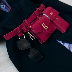 Maßgeschneiderter Taillengürtel mit abnehmbaren Taschen - Stilvolle Ledergürteltasche für Frauen, Monogramm-Option, funktionell und trendy