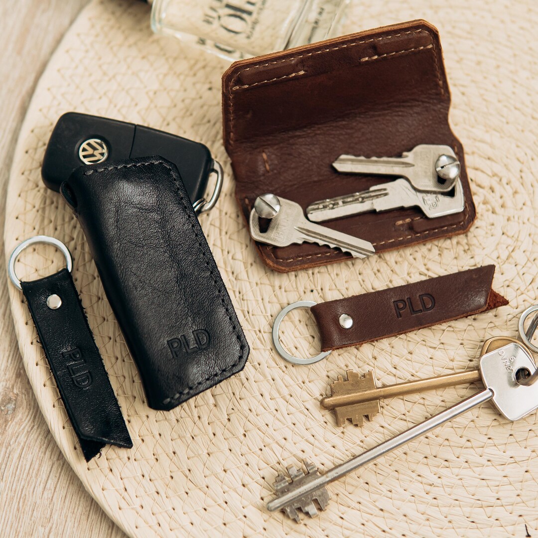 Slim Leather Key Organizer – Folded Key Wallet With Magnetic Closure ...
