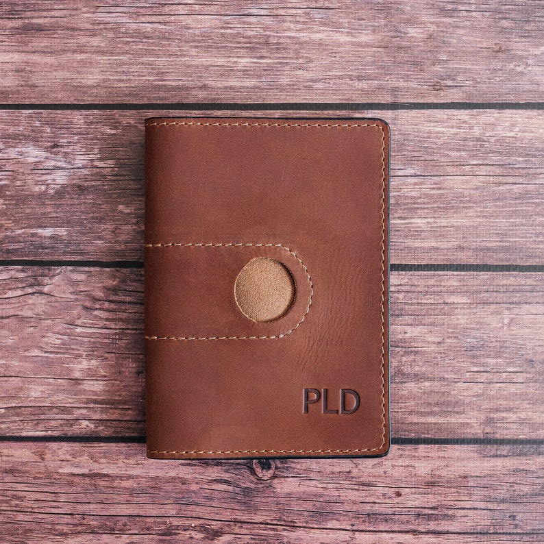 Handmade Leather Airtag Passport Wallet Cover Holder. Air Tag Etsy