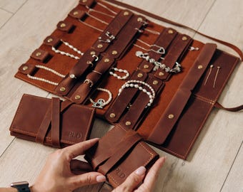 Custom Leather Jewelry Roll – Foldable Travel Jewelry Organizer – 3 Sizes – Minimalist Storage for Rings, Earrings, Necklaces