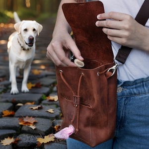 Handmade Leather Dog Treat Bag with Poop Bag Dispenser – Custom Dog Walking Pouch, Training Treat Holder, Unique Pet Lover Gift