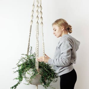 XXL Plant HANGER, Large Plant Hanger, Macrame Plant Hanger, Large Planter, Large Plant Hanger, Macrame Plant Hanger Large 'ALICIA'