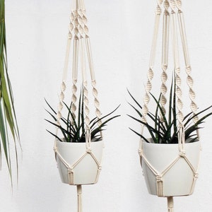 Hanging Planter, Macrame Plant Hanger, Macrame Plant Holder, Macrame Planter, Plant Hanger, Macrame, Modern Macrame