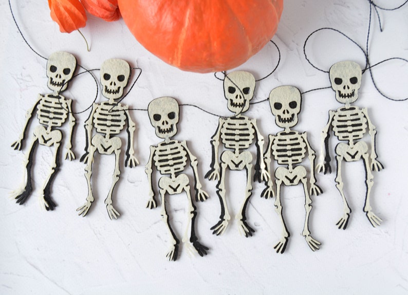 Halloween garland, Skeleton bunting, Spooky garland felt, Halloween decoration customizable image 1
