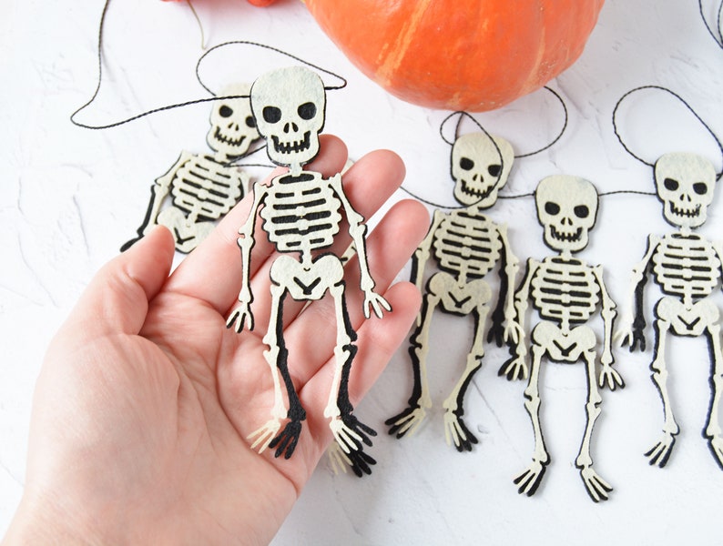 Halloween garland, Skeleton bunting, Spooky garland felt, Halloween decoration customizable image 3