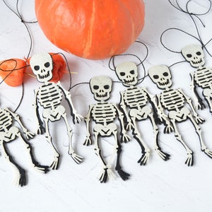 Halloween garland, Skeleton bunting, Spooky garland felt, Halloween decoration customizable image 4