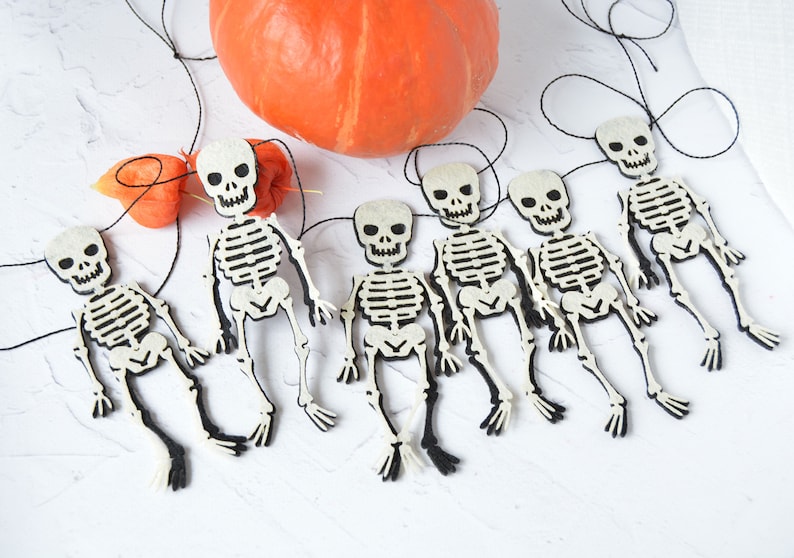 Halloween garland, Skeleton bunting, Spooky garland felt, Halloween decoration customizable image 4