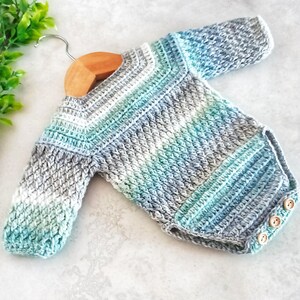 Patrón de crochet para mameluco de bebé alpino, tamaños desde prematuro hasta 2 años, descarga digital en PDF imagen 2