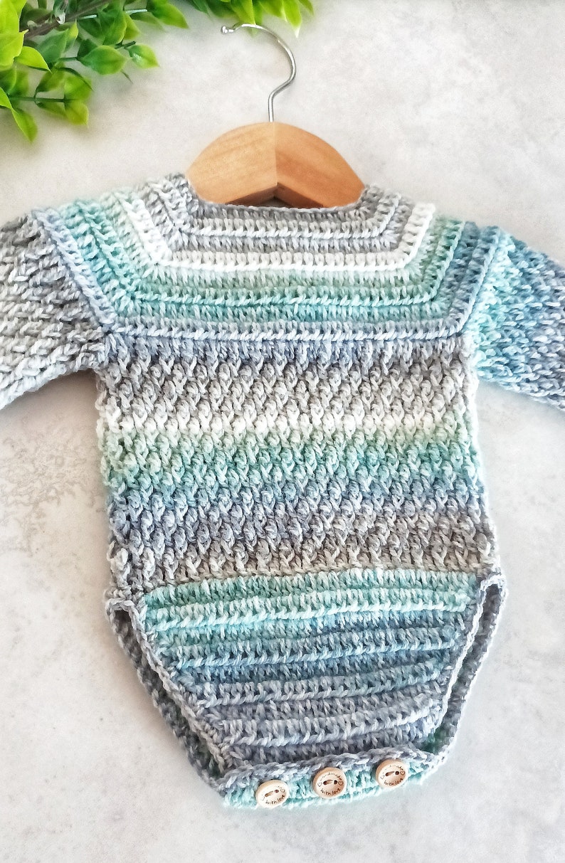 Patrón de crochet para mameluco de bebé alpino, tamaños desde prematuro hasta 2 años, descarga digital en PDF imagen 9