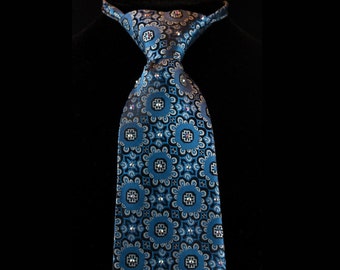 Crystal Necktie - Swarovski Crystal Design - "Geometric Floral"