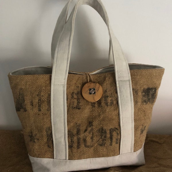 Leinentasche tote bag upcycling Sackleinen Henkeltasche Tragetasche Handarbeit Einzelstück Nachhaltigkeit vintage Leinen casual bag shabby