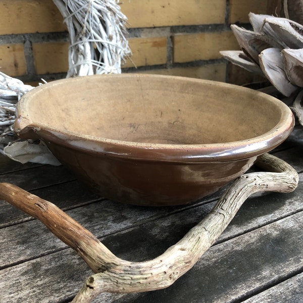 alte Milchsatte vintage Abrahmschüssel redware Bauernkeramik handgetöpfert Rührschüssel mit Ausguss Landhausküche Landhaus Bauernküche Deko