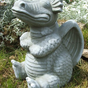 FREE DELIVERY! * Latex mould / mold for a Sitting Dragon with Folded Arms.