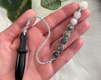 Pêndulo Athame - Pêndulo Personalizado - Peça Única - Adivinhação - Radiestesia - Cura Energética - Pêndulo de Cura - Ferramenta de Bruxaria - Pêndulo Fantasia